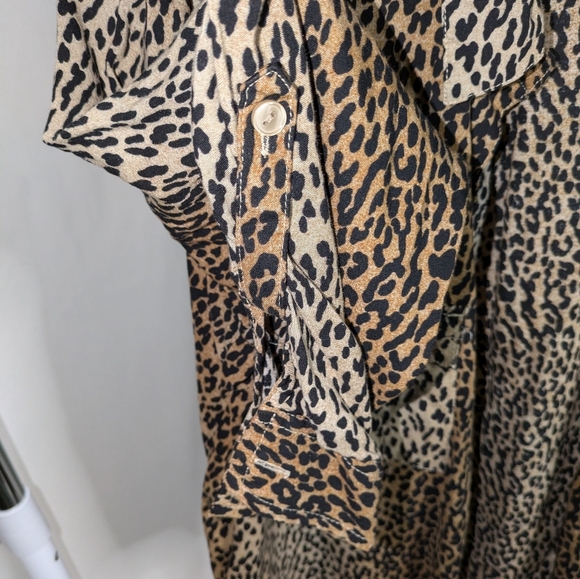 Faded Glory Leopard Print Button-Down Shirt - Picture 4 of 5